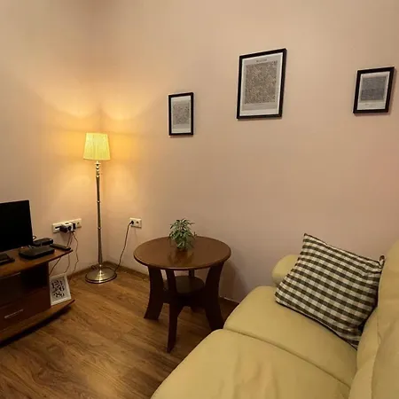 Apartment Quiet 2 Bedrooms Downtown Sofia