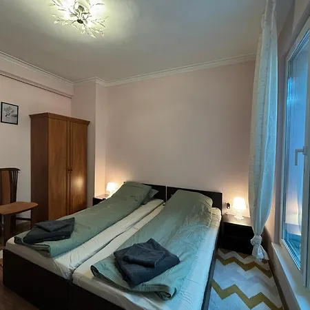 Apartment Quiet 2 Bedrooms Downtown Sofia