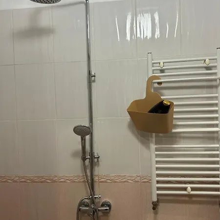 Quiet 2 Bedrooms Downtown Appartement